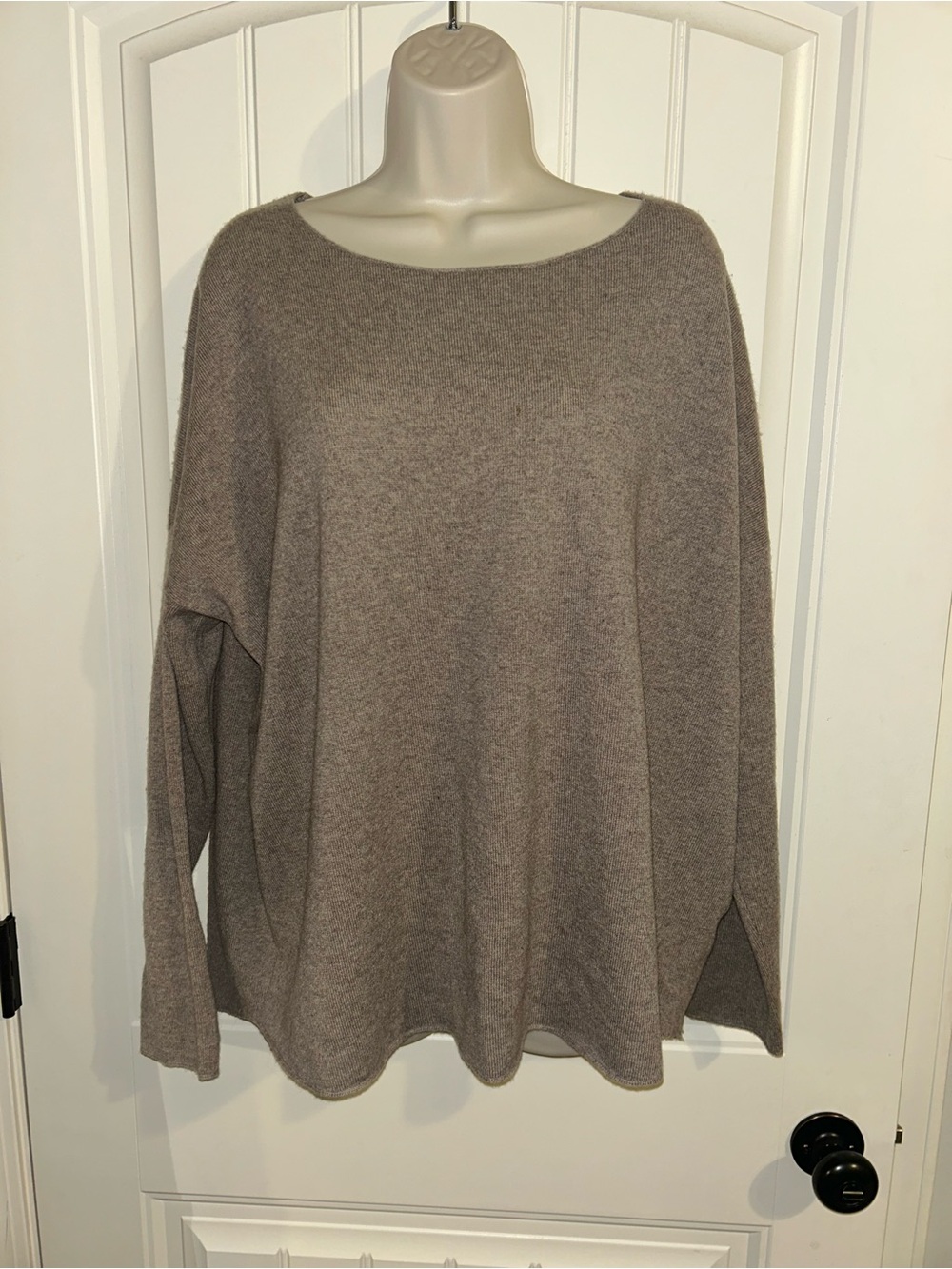 NEW Vince Wool Cashmere Blend Taupe Scoop Neck Oversized Sweater Sz L